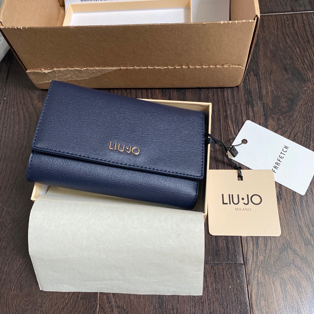 【Auth.】Brand New LIU JO with tag Wallet